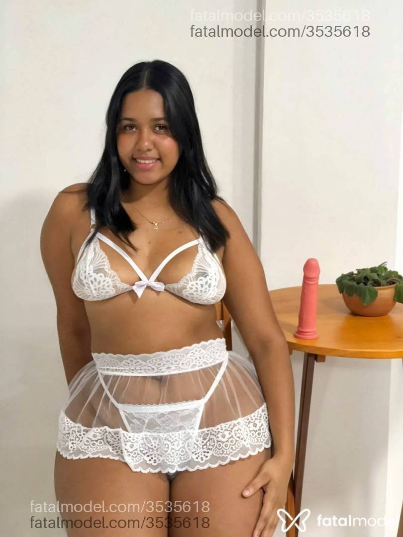 Acompanhante mulher morena (o) de olhos pretos - Bruna Pacheco