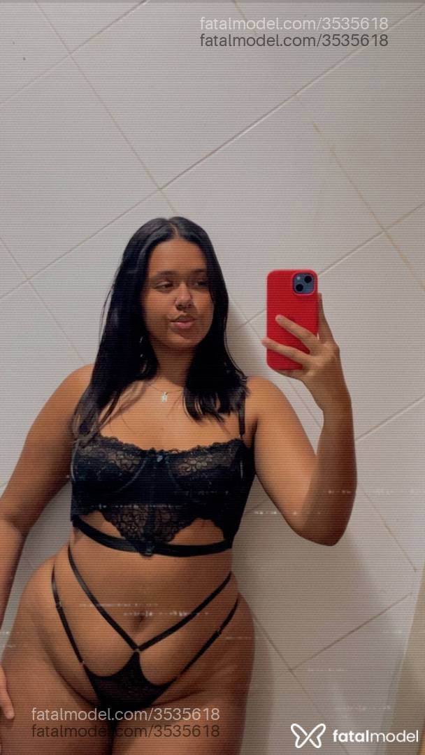 Acompanhante mulher morena (o) de olhos pretos - Bruna Pacheco
