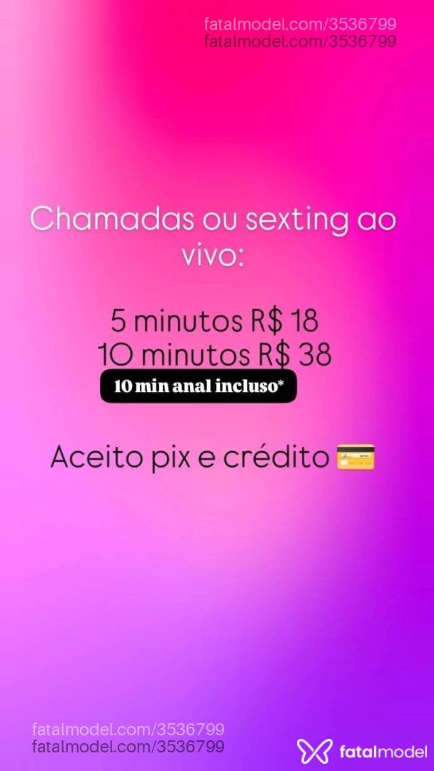 Acompanhante mulher morena (o) de olhos verdes - Jennifer