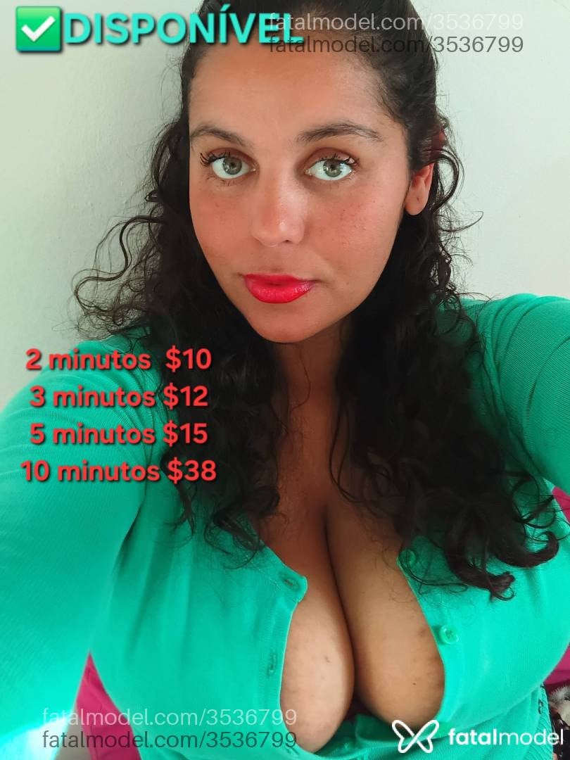 Acompanhante mulher morena (o) de olhos verdes - Jennifer