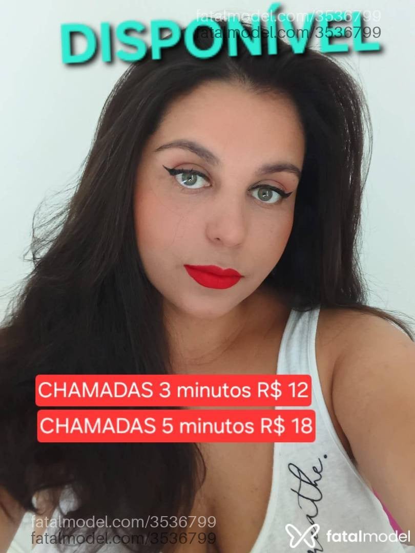 Acompanhante mulher morena (o) de olhos verdes - Jennifer