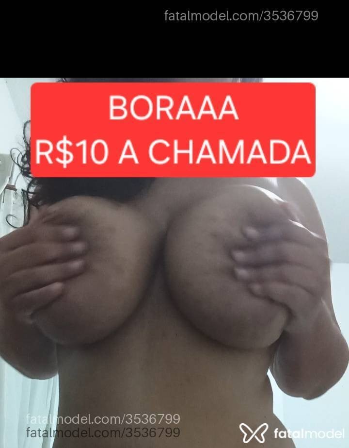 Acompanhante mulher morena (o) de olhos verdes - Jennifer
