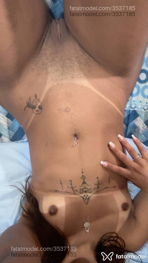 Acompanhante mulher com cabelo castanho de olhos castanhos - Jadee