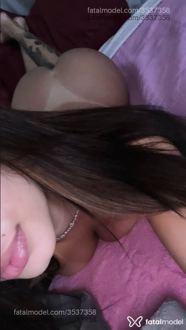 Acompanhante mulher com cabelo castanho de olhos castanhos - Ray