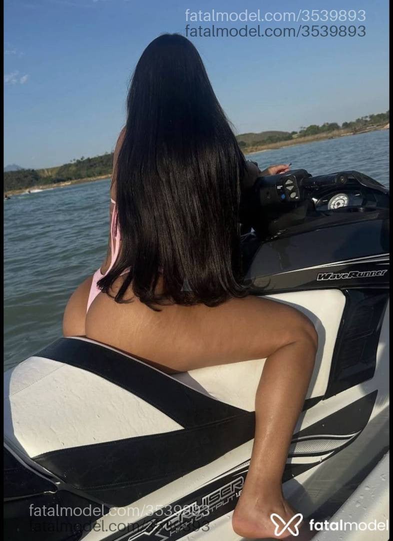 Acompanhante mulher morena (o) de olhos pretos - Kemilly Santos