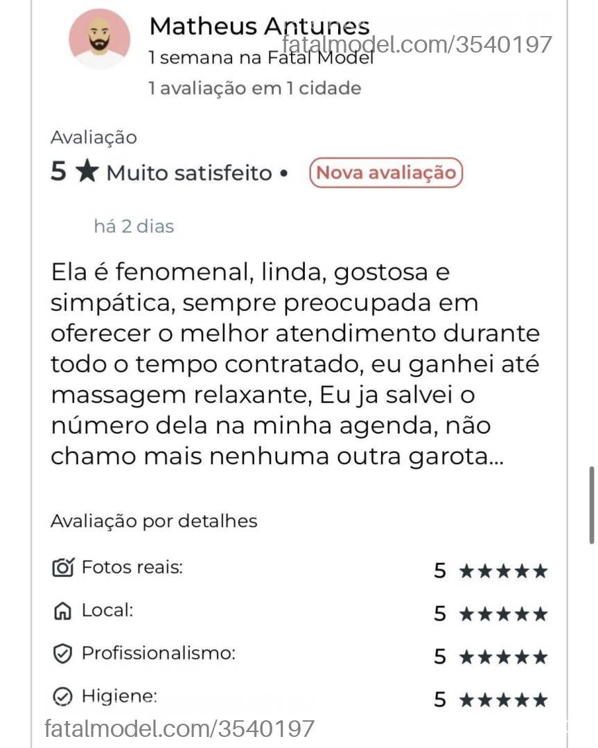 Acompanhante mulher com cabelo castanho de olhos pretos - Gabizinha