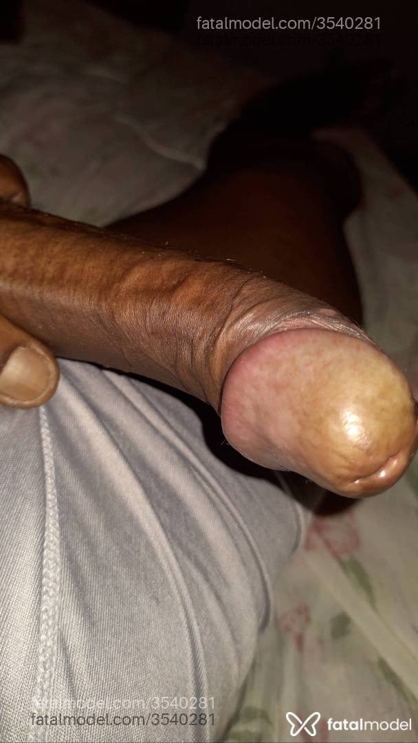 Acompanhante homem morena (o) de olhos pretos - Eltim