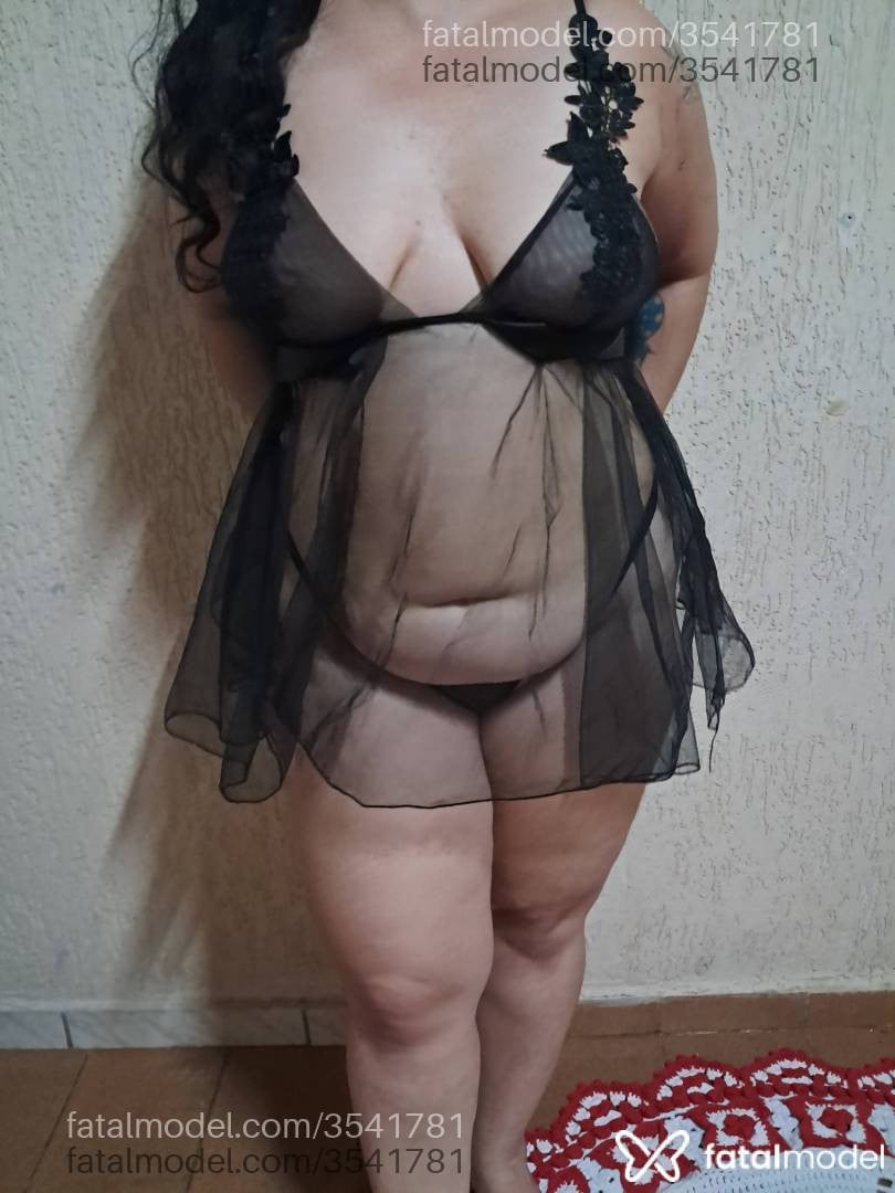 Acompanhante mulher morena (o) de olhos castanhos - Valesca Santos