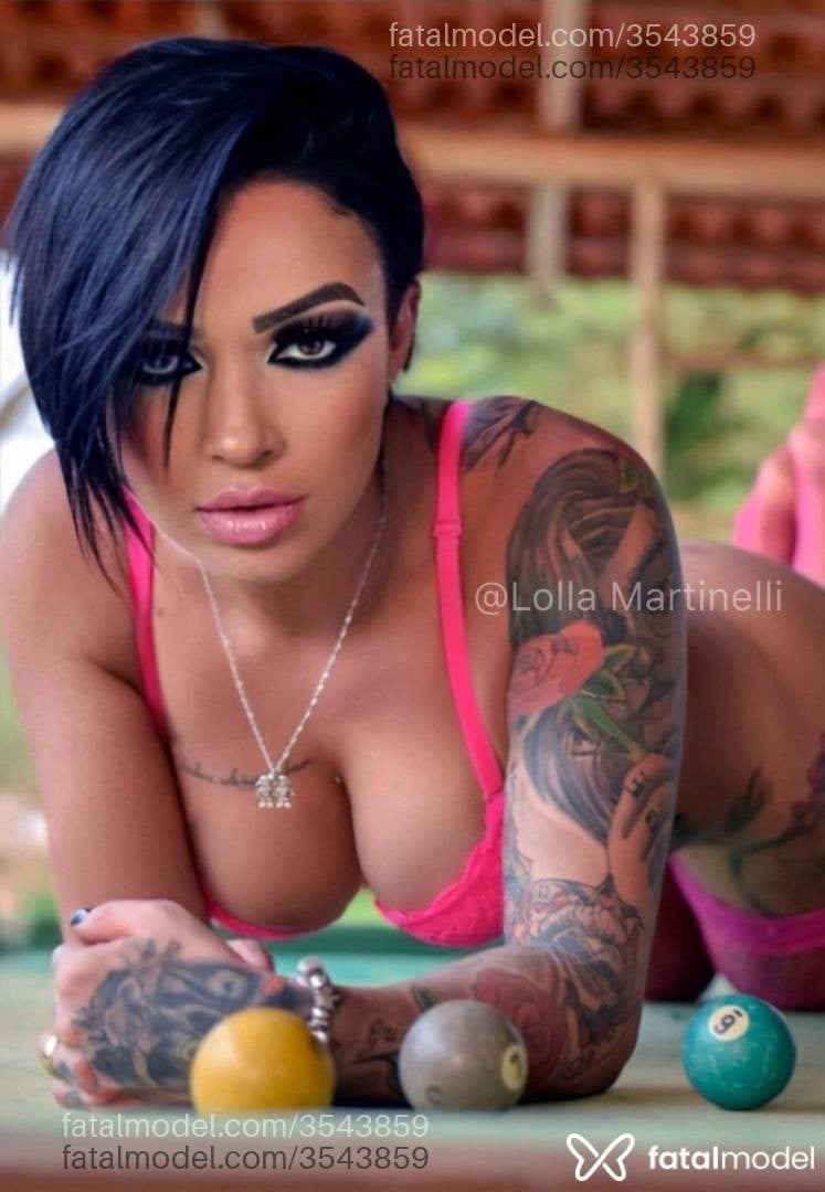 Acompanhante mulher morena (o) de olhos castanhos - Lolla Martinelli