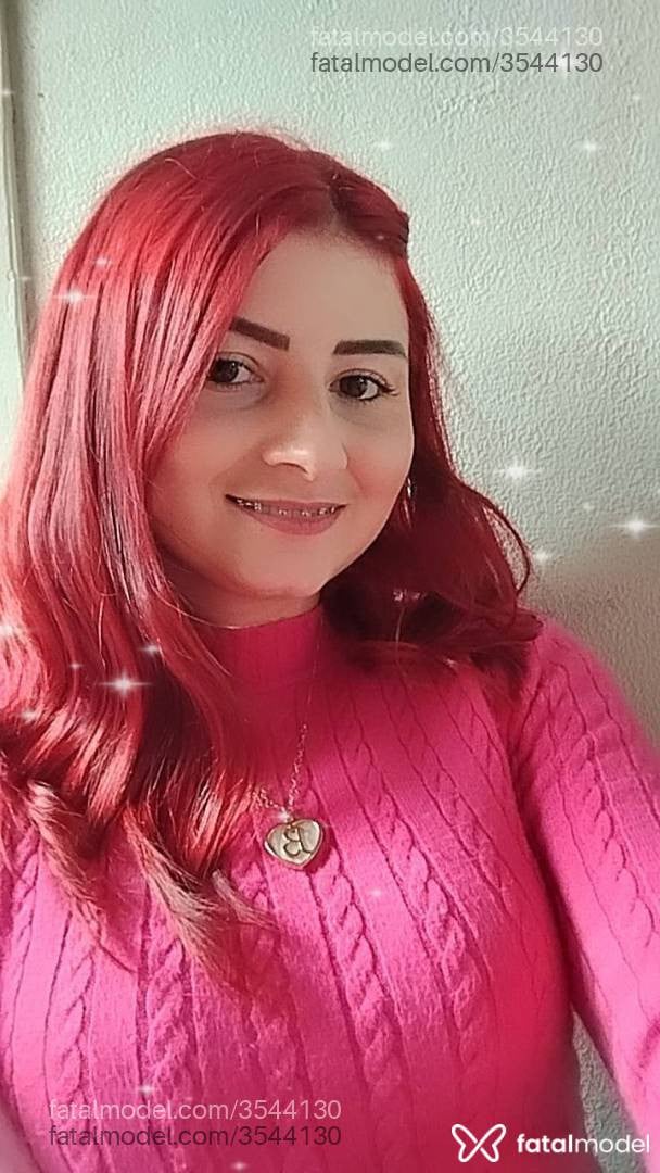 Acompanhante mulher ruiva (o) de olhos castanhos - Ana Beatriz