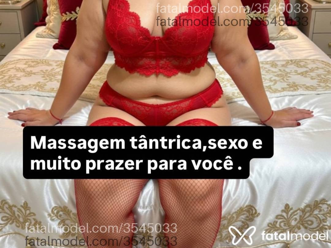 Acompanhante mulher morena (o) de olhos pretos - Candy