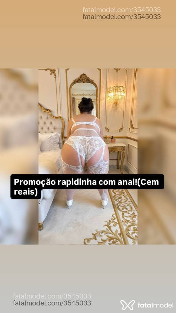Acompanhante mulher morena (o) de olhos pretos - Candy