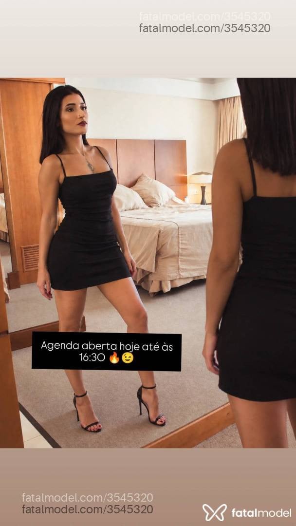 Acompanhante mulher com cabelo castanho de olhos castanhos - Taís Almeida