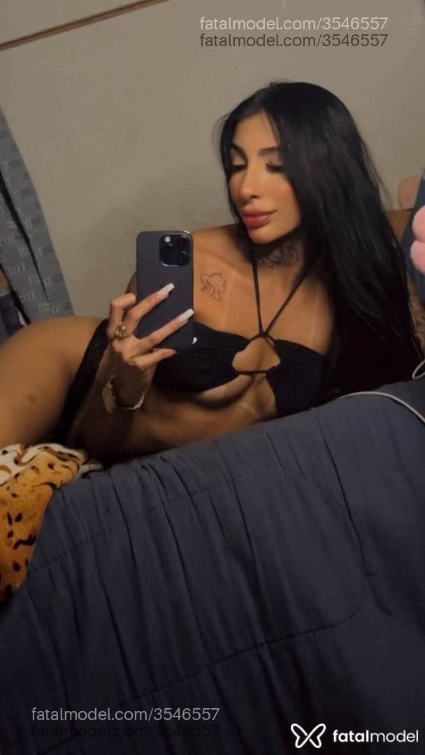 Acompanhante mulher morena (o) de olhos castanhos - Julia Santos