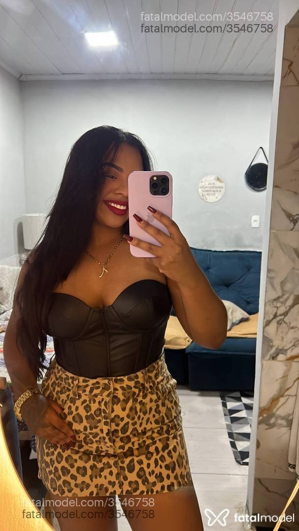 Acompanhante mulher morena (o) de olhos pretos - Tifany moraes