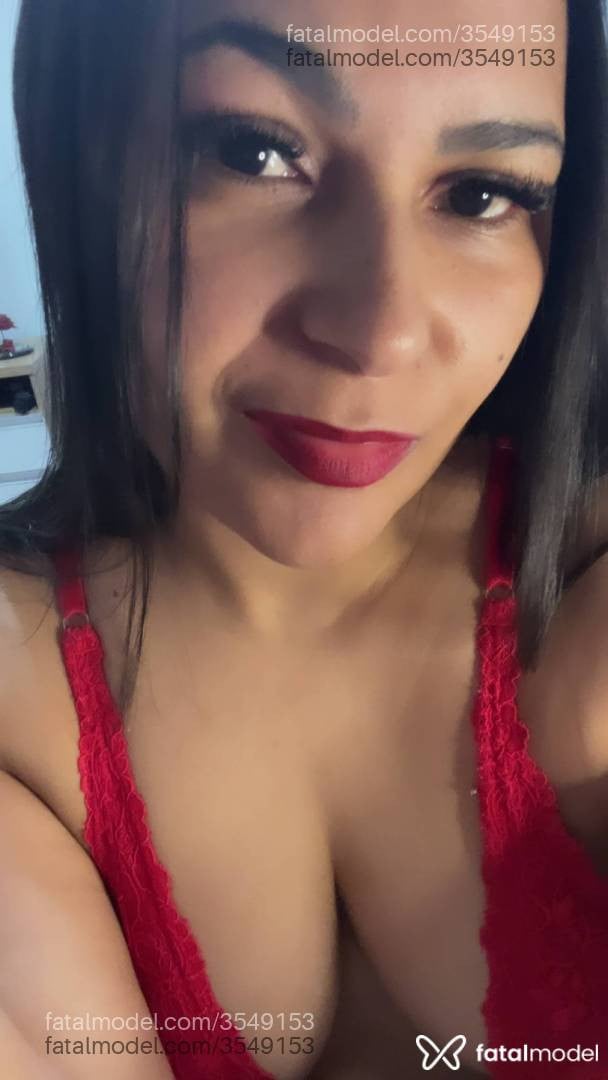 Acompanhante mulher morena (o) de olhos pretos - Amora Acompanhante mulher morena (o) de olhos pretos - Amora