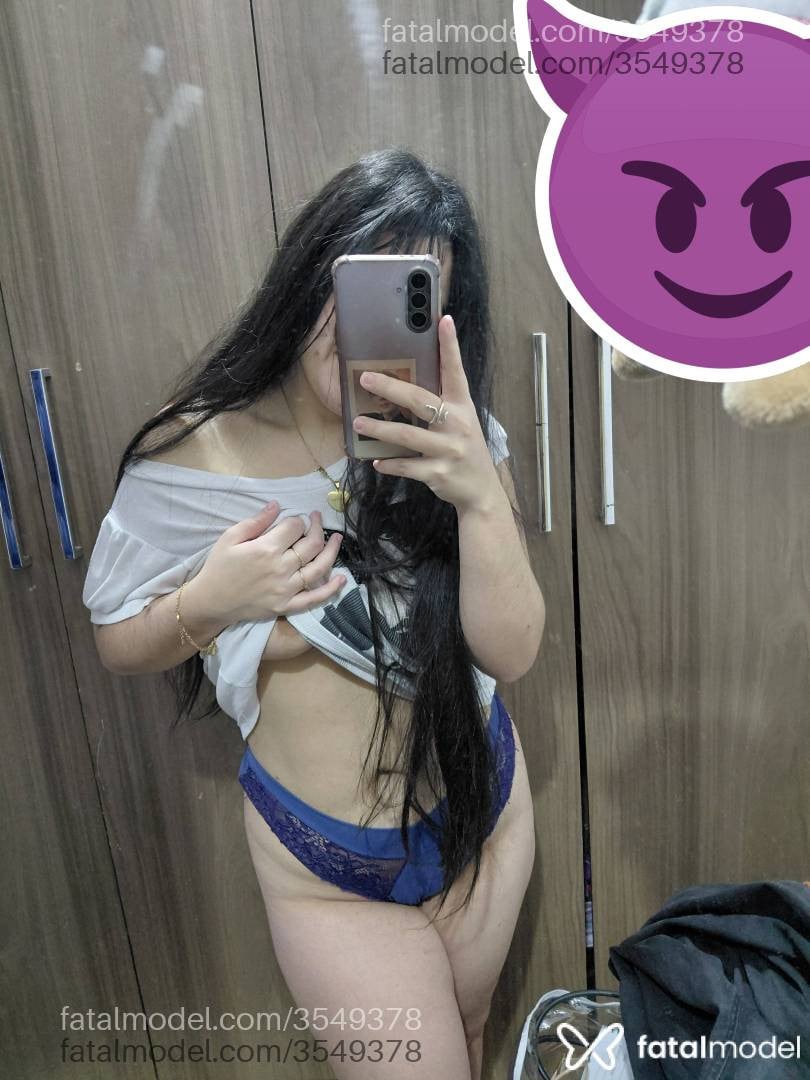 Acompanhante mulher morena (o) de olhos castanhos - Carolzinha
