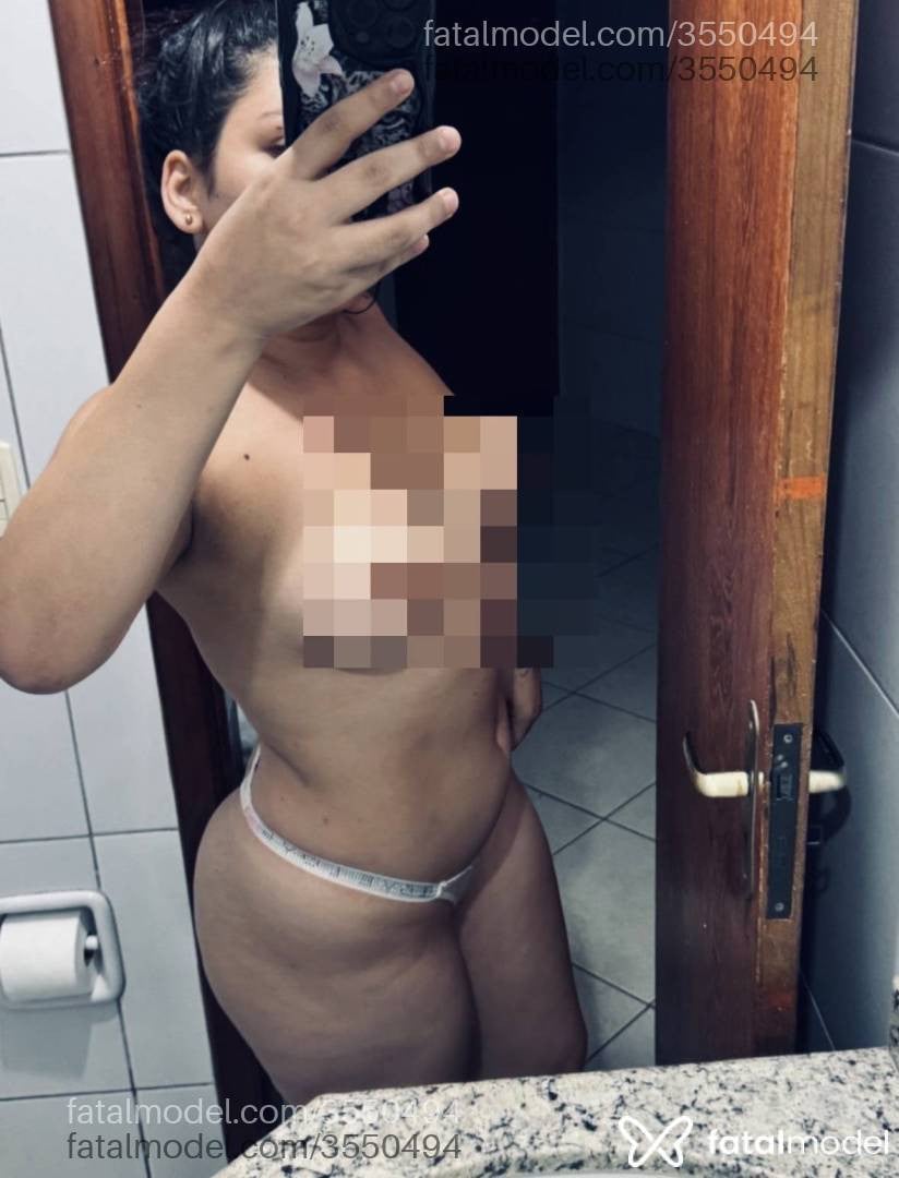 Acompanhante mulher morena (o) de olhos castanhos - Ana Carolina