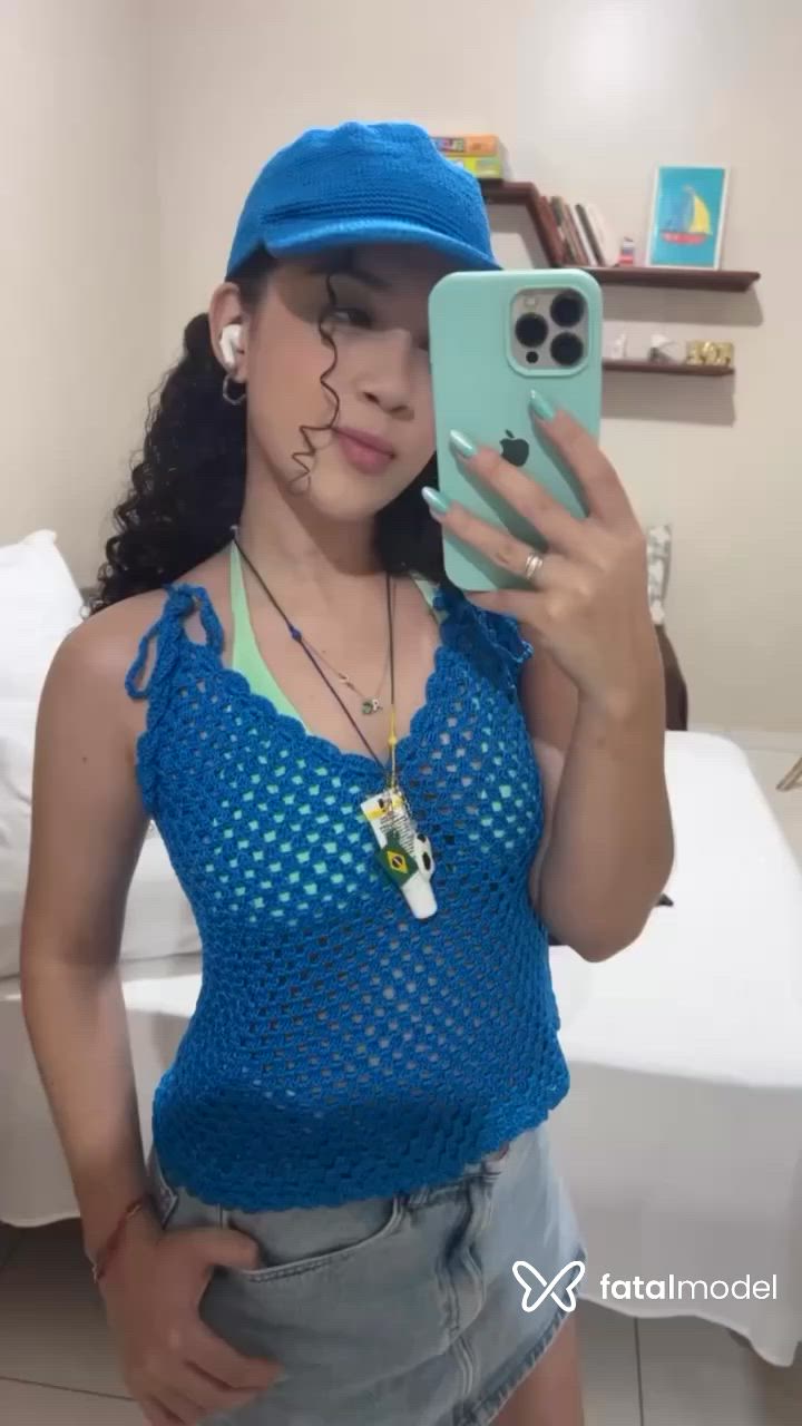 Acompanhante mulher com cabelo castanho de olhos castanhos - Paula Carvalho Acompanhante mulher com cabelo castanho de olhos castanhos - Paula Carvalho