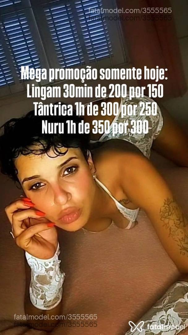 Acompanhante mulher com cabelo castanho de olhos castanhos - Clara Miranda