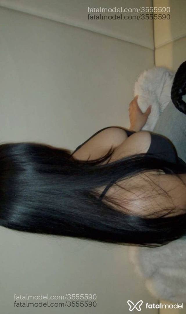 Acompanhante mulher morena (o) de olhos castanhos - Kally