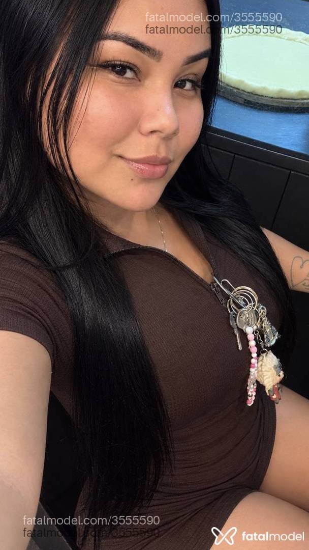 Acompanhante mulher morena (o) de olhos castanhos - Lunna