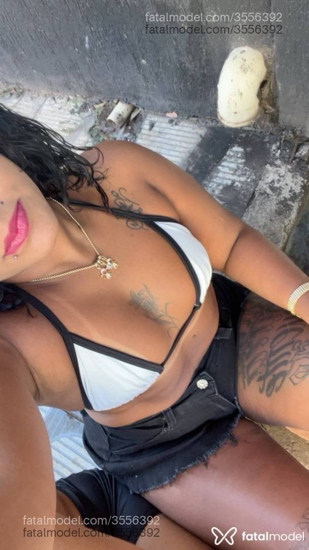 Acompanhante mulher morena (o) de olhos castanhos - Paloma Kelly