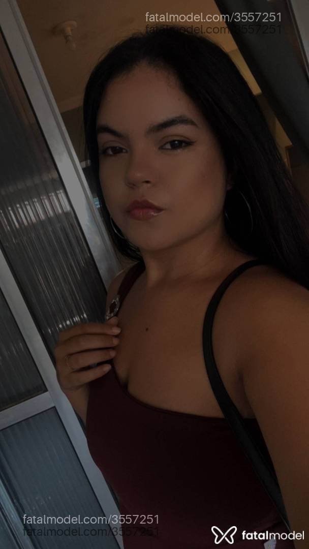 Acompanhante mulher morena (o) de olhos castanhos - Ane Vittoria