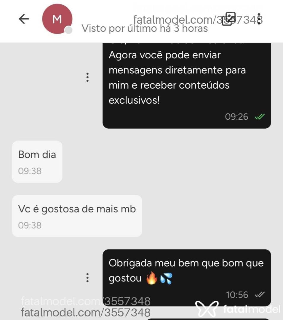 Acompanhante mulher trans com cabelo castanho de olhos castanhos - Clarice