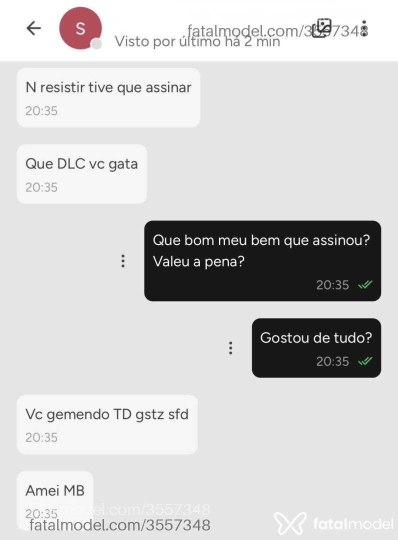 Acompanhante mulher trans com cabelo castanho de olhos castanhos - Clarice