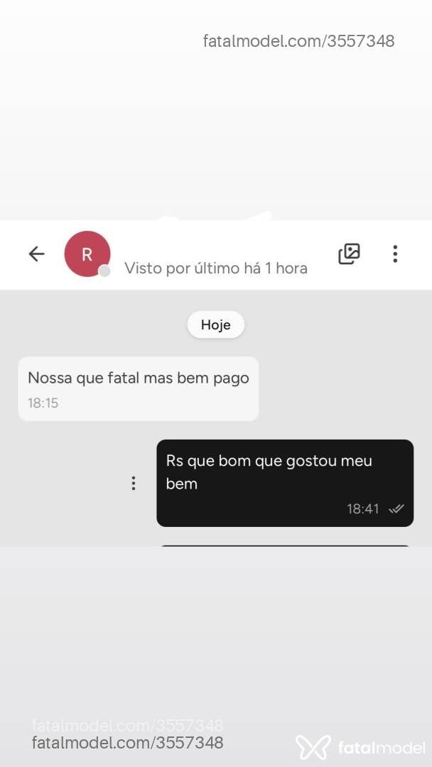 Acompanhante mulher trans com cabelo castanho de olhos castanhos - Clarice