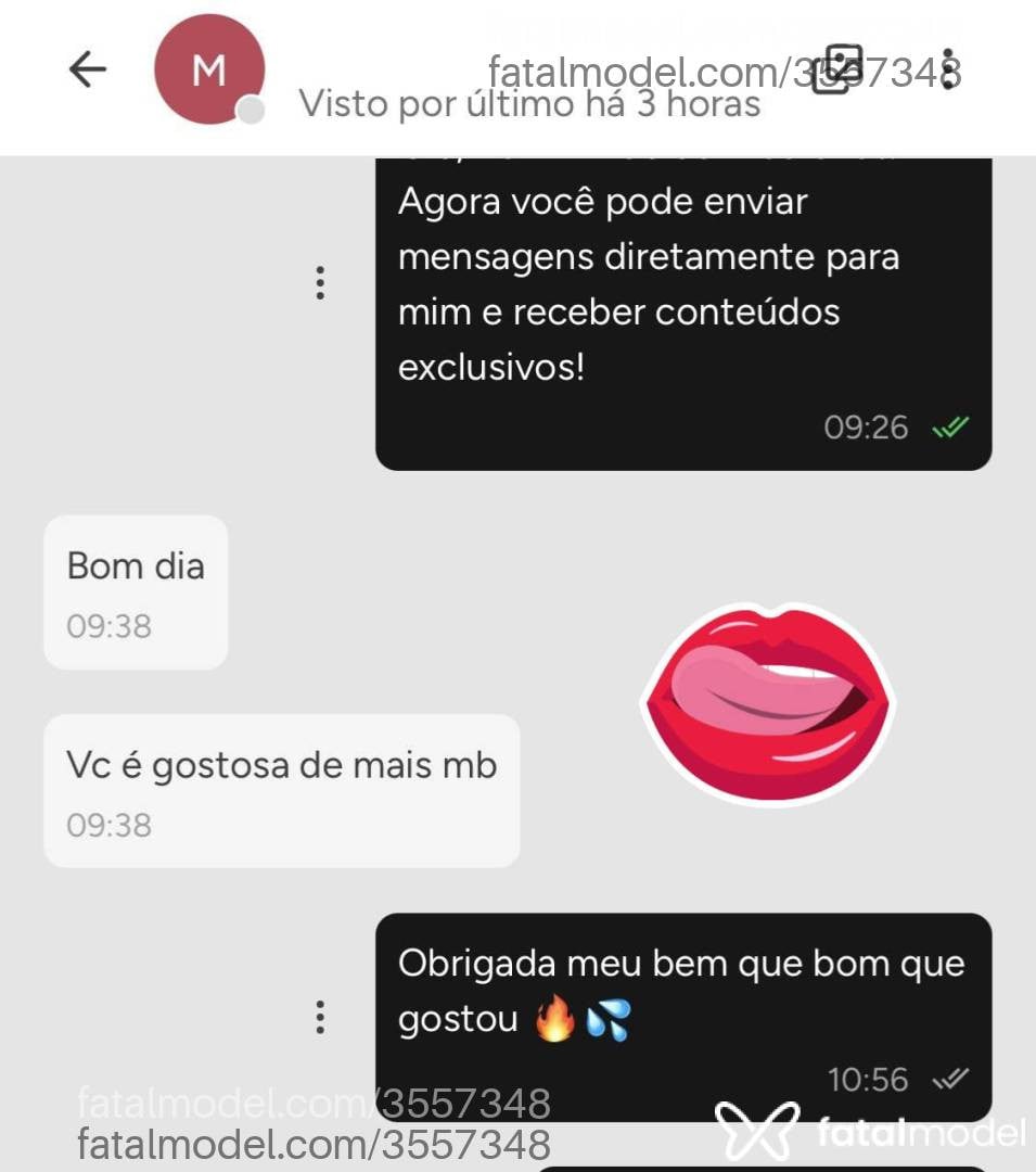 Acompanhante mulher trans com cabelo castanho de olhos castanhos - Clarice