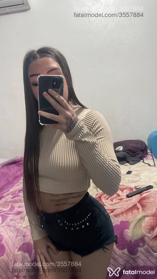 Acompanhante mulher com cabelo castanho de olhos castanhos - Luana Santos