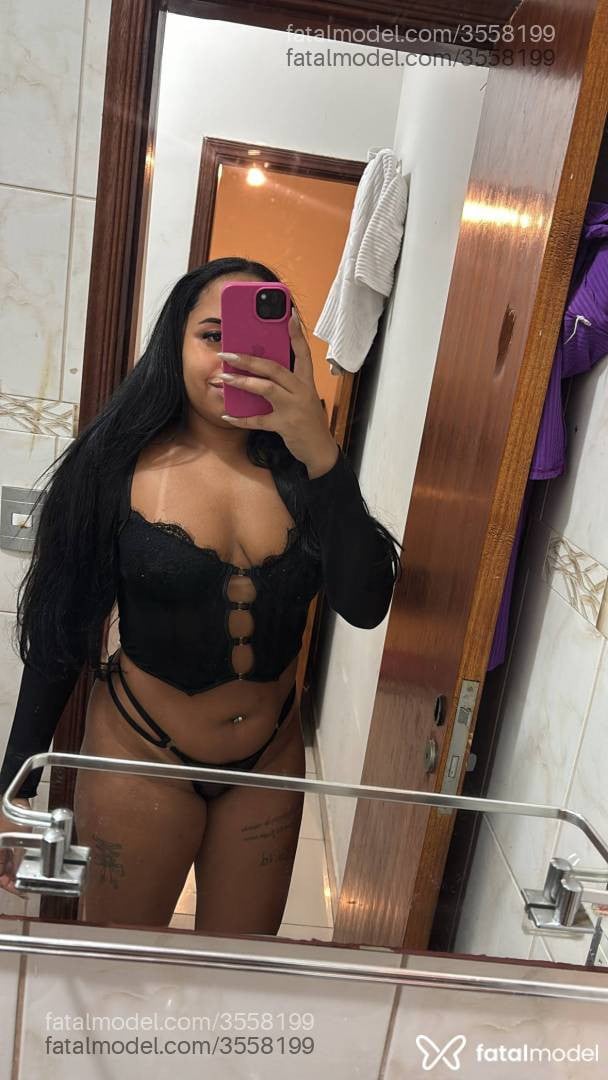 Acompanhante mulher morena (o) de olhos castanhos - Carol