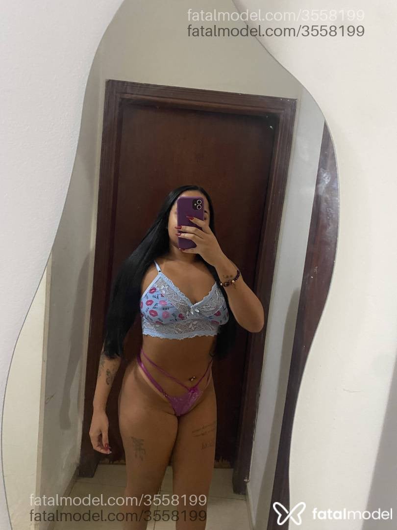 Acompanhante mulher morena (o) de olhos castanhos - Carol