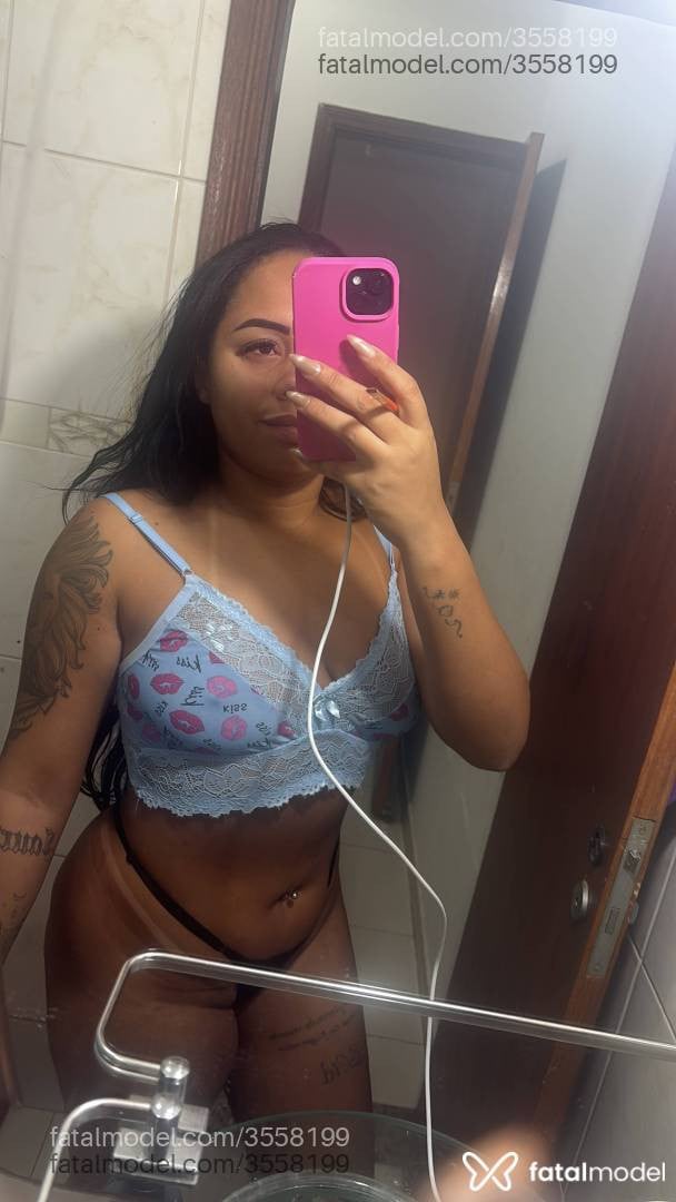 Acompanhante mulher morena (o) de olhos castanhos - Carol