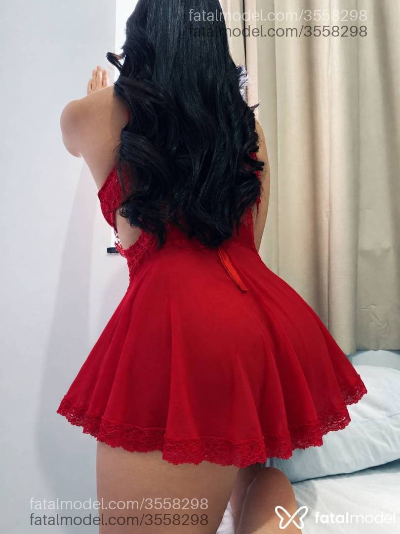 Acompanhante mulher morena (o) de olhos castanhos - Vitória