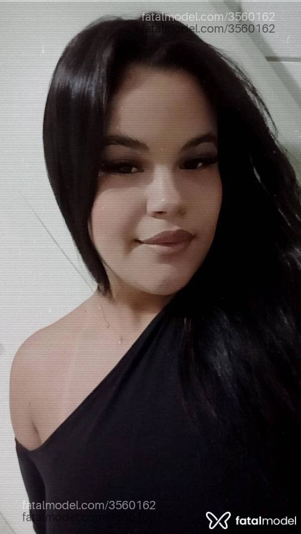 Acompanhante mulher morena (o) de olhos pretos - Rebecca