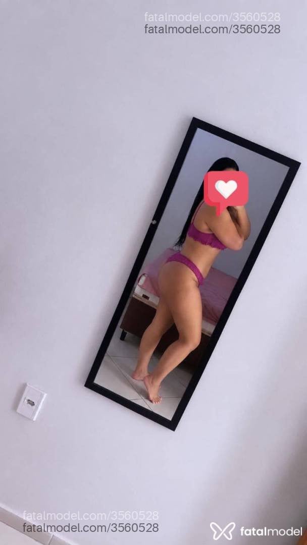 Acompanhante mulher morena (o) de olhos castanhos - Antonella