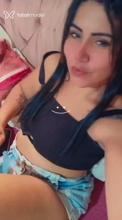 Acompanhante mulher morena (o) de olhos pretos - Nara Luiza Acompanhante mulher morena (o) de olhos pretos - Nara Luiza