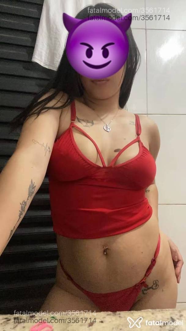 Acompanhante mulher morena (o) de olhos mel - Rafaela