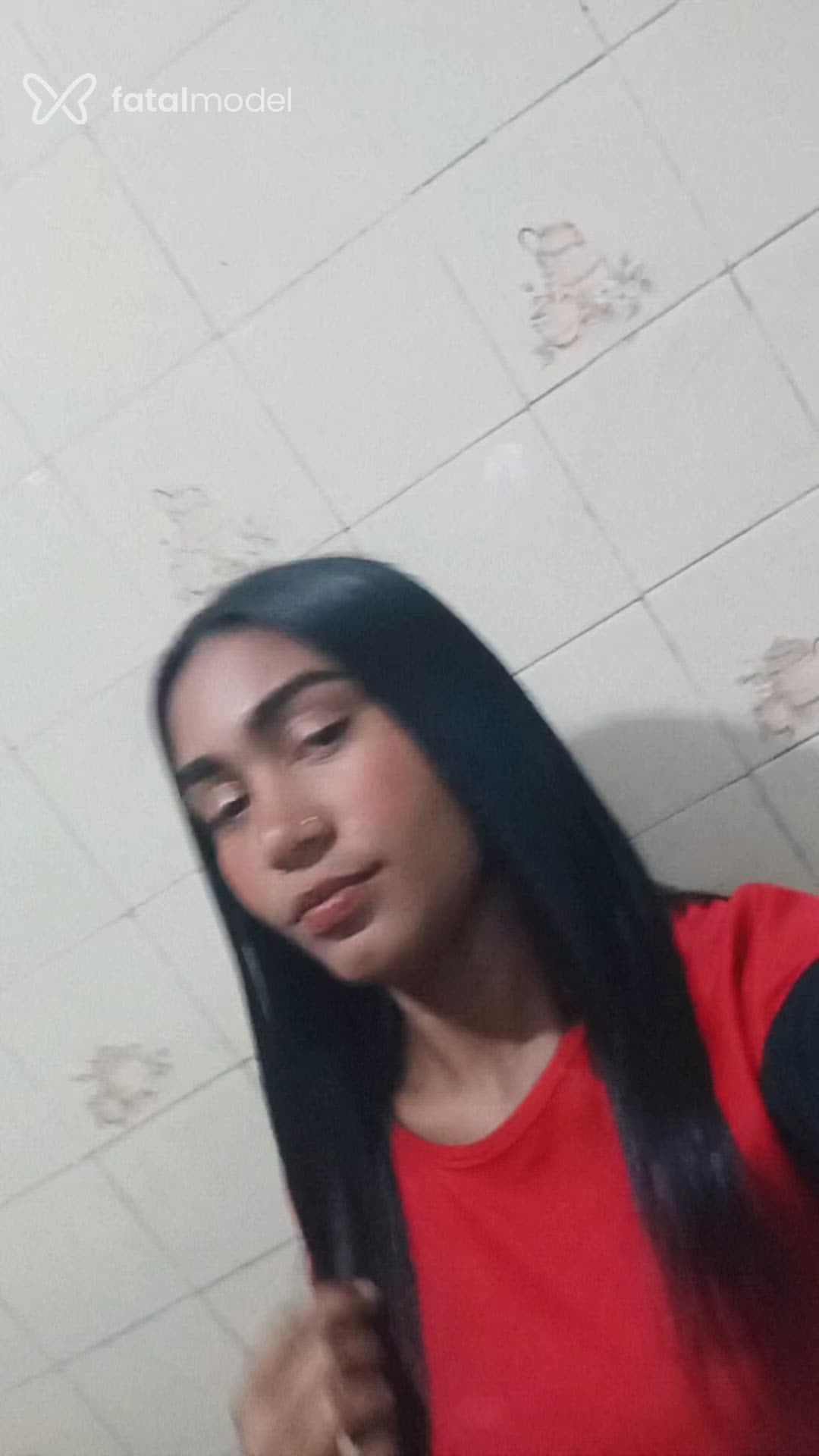 Acompanhante mulher morena (o) de olhos pretos - Myllena Rios