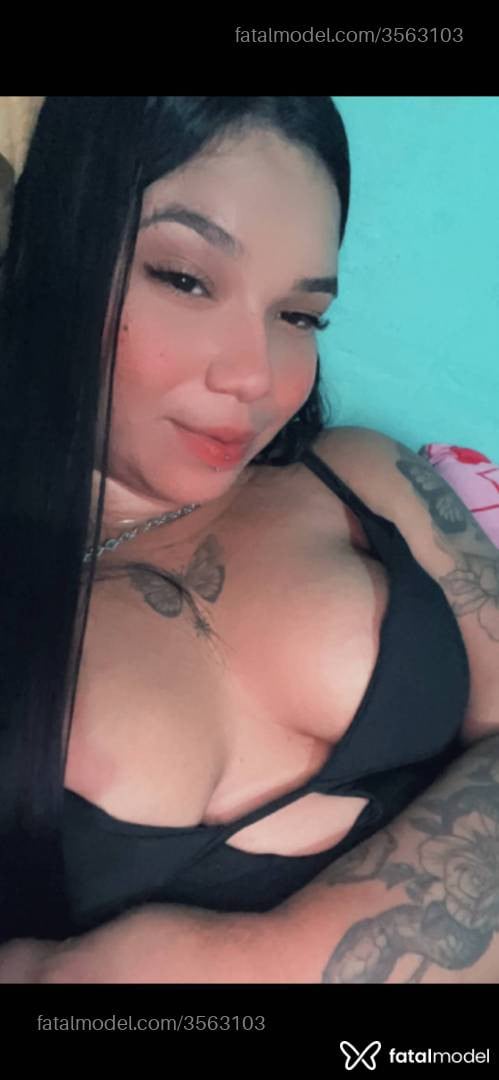 Acompanhante mulher morena (o) de olhos castanhos - Alice Acreaninha