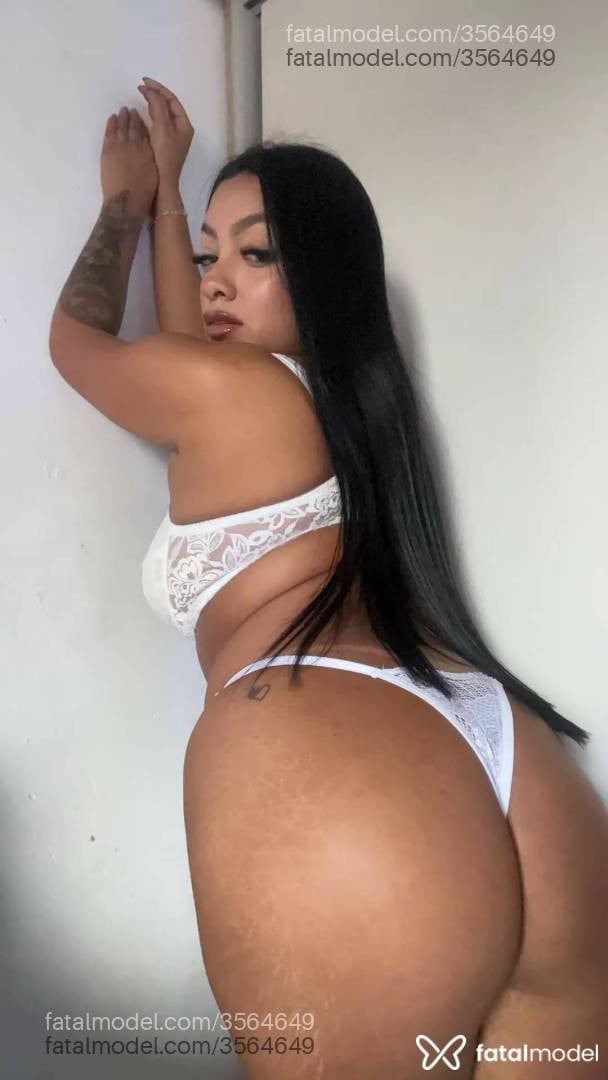 Acompanhante mulher morena (o) de olhos castanhos - Alicia
