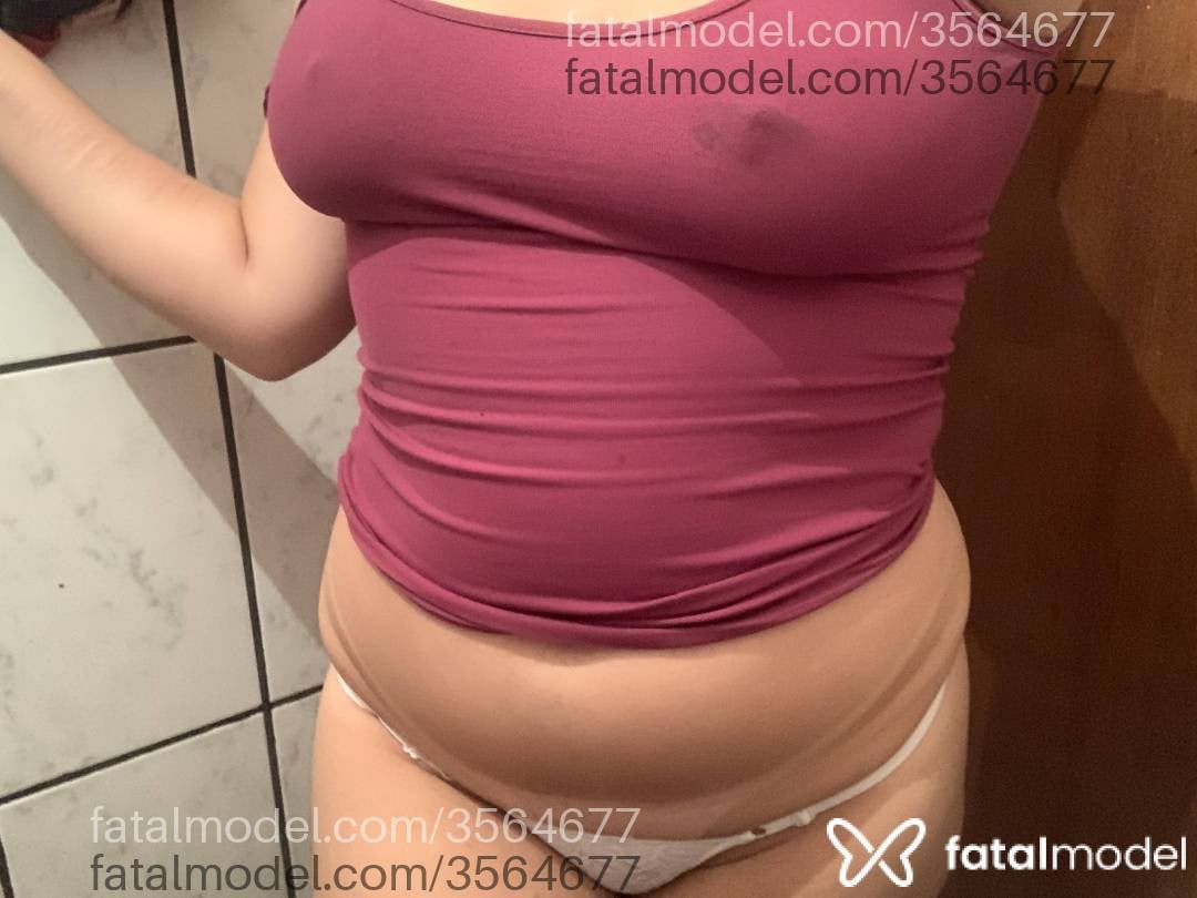 Acompanhante mulher com cabelo castanho de olhos castanhos - Angelina