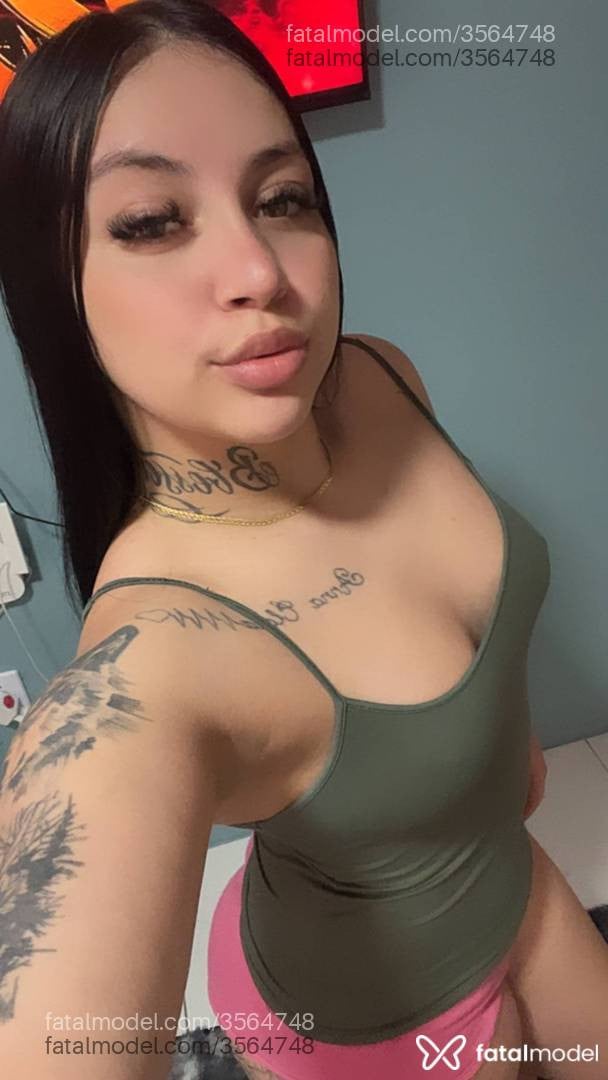 Acompanhante mulher morena (o) de olhos mel - Bárbara