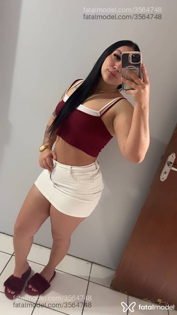 Acompanhante mulher morena (o) de olhos mel - Bárbara