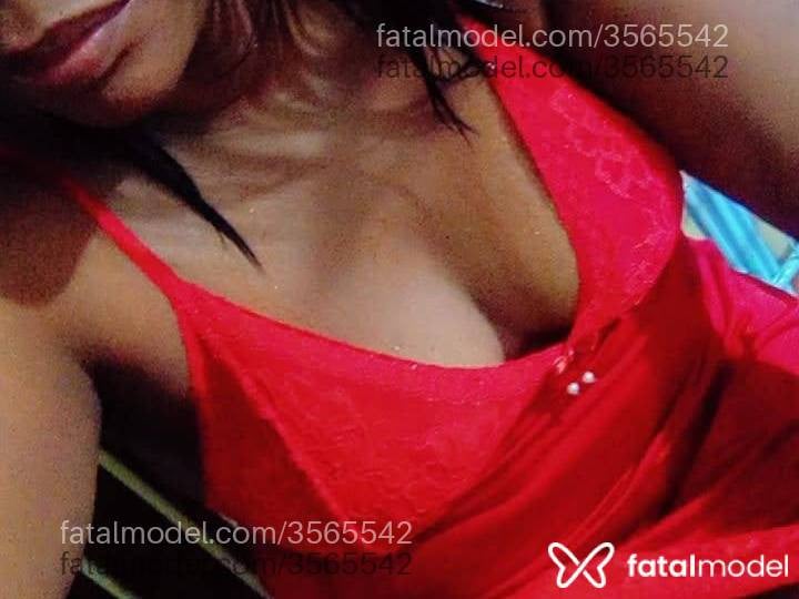 Acompanhante mulher morena (o) de olhos castanhos - Fabiana
