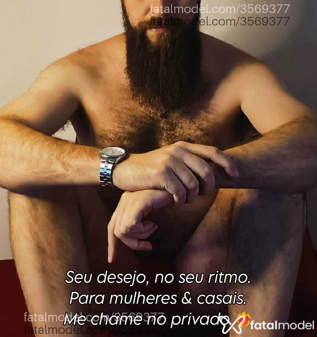 Acompanhante homem com cabelo castanho de olhos castanhos - Freddy