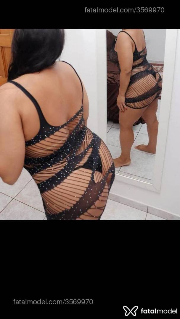 Acompanhante mulher morena (o) de olhos pretos - Bruna Karoline
